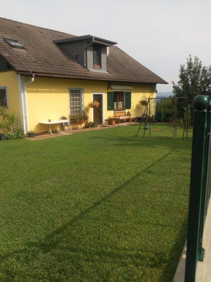 Obstbau Und Gaestezimmer Stani Kitzeck im Sausal Exterior photo
